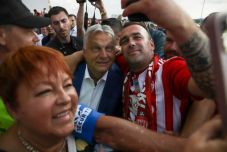 Victor Ponta: Miért zavarna, hogy Orbán küzd a saját országáért?  