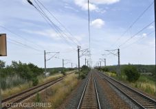 A hőségben vesztegelt a mezőn egy vonat 400 utasa