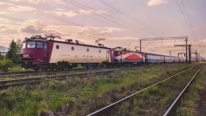 Majdnem hét órás késéssel érkezett meg a határra a Bukarest–Budapest nemzetközi gyorsvonat