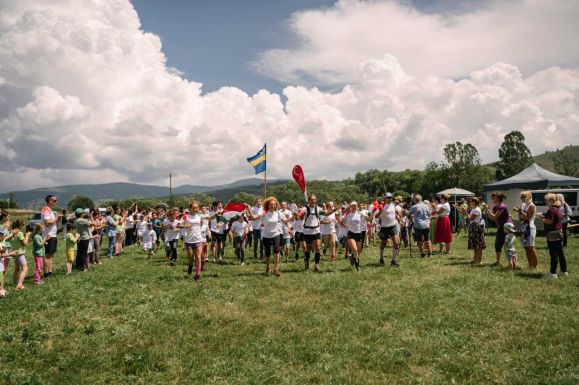 Célba értek az Egy vérből vagyunk jótékonysági futás résztvevői Gyergyószárhegyen
