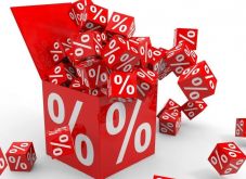 Egyre több akciós árral próbálják megfogni a vásárlókat a kiskereskedők