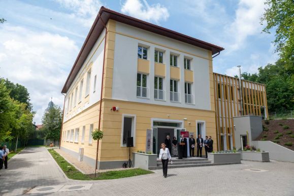 Marosvásárhely: felavatták a Református Kollégium új bölcsődéjét