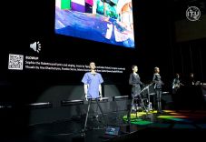 Robotok sajtótájékoztatón: hatékonyabb vezetők lennénk az embereknél