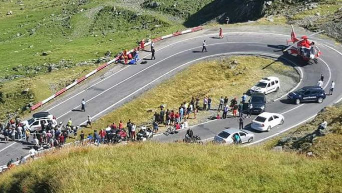 Hatalmasat bukott egy motoros a Transzfogarasi úton