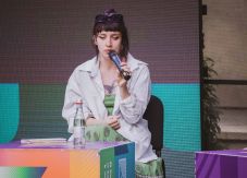 Kali Ágnes: „a magasztosabb dolgokban megszűnik az egyén vergődése”