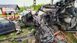 Tragikus baleset: a 21 éves sofőrnek esélye sem volt túlélni