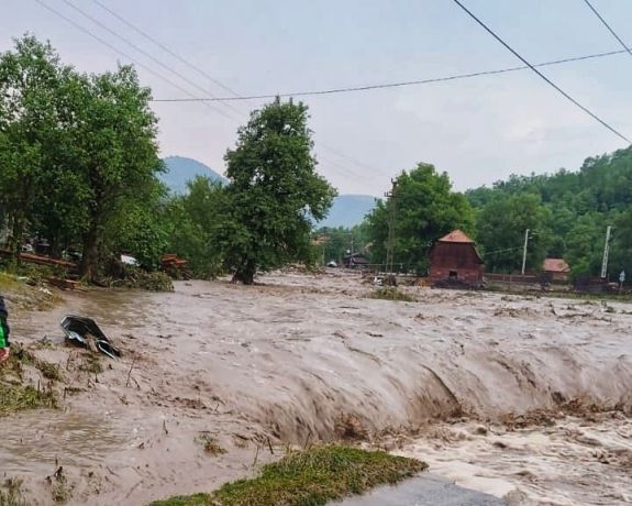 Másodfokú árvízriadót rendeltek el Kolozs megyében