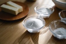 A cukor, a vaj és a légi közlekedés drágult leginkább