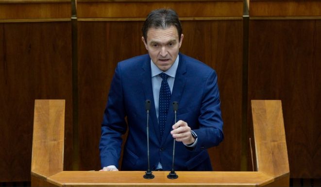 Szlovákiában nem szavaztak bizalmat az Ódor-kormánynak