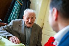 Százegy éves veterán honvédot köszöntettek Sepsiszentgyörgyön