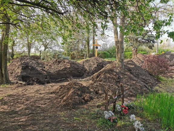 Második világháborús hősi halottakat exhumáltak Jászberényben