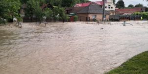 Első- és másodfokú árvízkészültség több erdélyi folyó vízgyűjtő medencéjére
