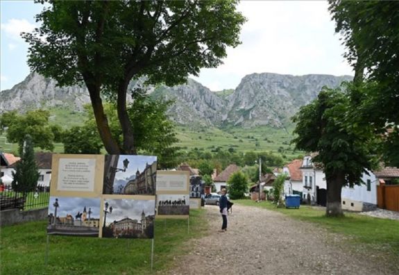 Elrajtolt a Duna-nap Torockón