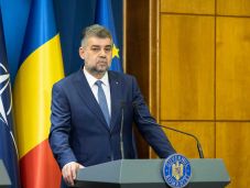 Ciolacu: a tanárok menjenek vissza tanítani, mert a gyerekek jövőjéről van szó