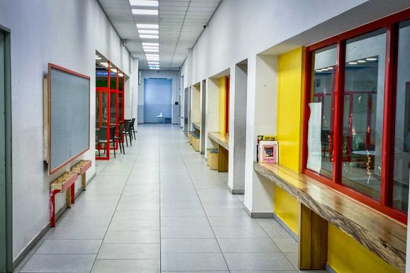 Bizonyítvány és évzáró nélkül fejezték be a tanévet Izraelben a középiskolások 