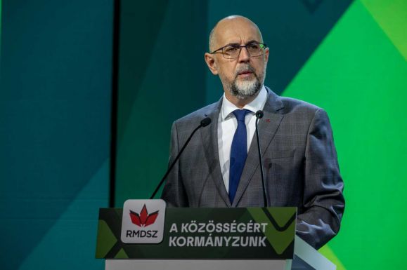 Kelemen Hunor: Az RMDSZ kormányról való kiszorításának oka a zsákmányszerzés és a szószegés volt