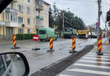 Aszfaltoznak Sepsiszentgyörgyön: teljesen lezárják a Csíki utca egy szakaszát