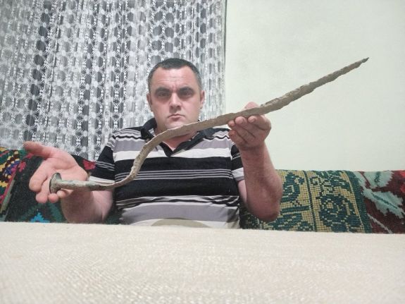 Bronzkori kardot talált egy szilágysági férfi