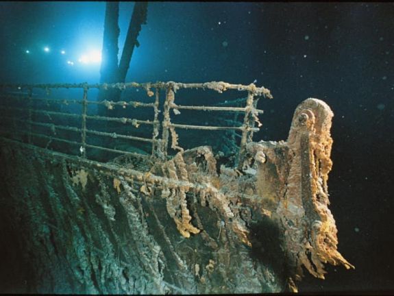 Kibővítik a kutatást a Titanic roncsainál eltűnt tengeralattjáró után