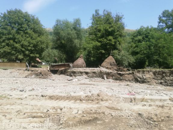 Tizennégy megyében okozott károkat az időjárás