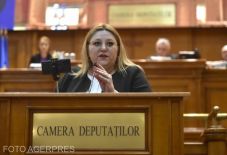 Csak pszichiátriai jóváhagyással lehessen valaki parlamenti képviselő