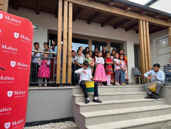 Foglalkoztatóközpont nyílt a somlyói romák felzárkóztatásáért