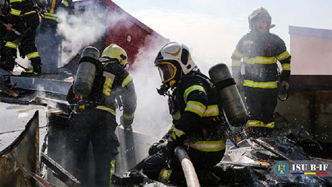 Kigyulladt egy hulladékgyűjtő Bukarestben