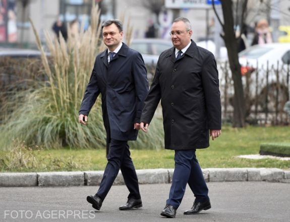 Dorin Recean moldovai kormányfőt fogadta Bukarestben Nicolae Ciucă miniszterelnök