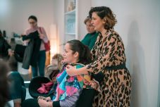 Londonban hírességeket öltöztetett, de hazavágyott: ma az erdélyieket igazítja el a divat világában a marosvásárhelyi stylist