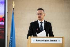 Szijjártó: felháborító és botrányos a nemzeti kisebbségek felszámolását célzó újabb ukrán javaslat