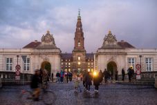 Eltöröltek a dánok egy ünnepnapot, hogy több pénz jusson a hadseregre