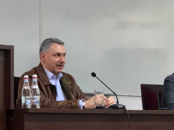 Lázár Jánossal beszélgettek a kolozsvári BBTE hallgatói