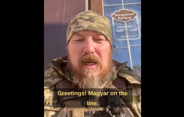 A „Magyarok Madarai” egység parancsnoka szerint Bahmut azonnali elhagyására utasították őket