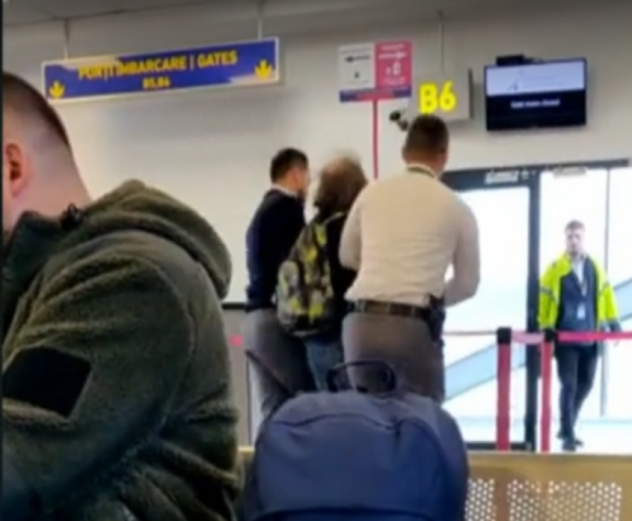 Ittas férfi randalírozott egy repülőn Kolozsváron, jókora büntetés lett a vége