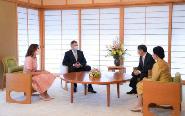 FRISSÍTÉS – A japán császár és császárné fogadta Iohannist és feleségét