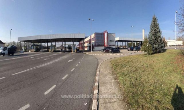 FRISSÍTVE – Továbbra is lassú a belépés a magyar határátkelőhelyeken