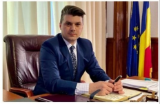 Boldog nőnapot kívánt a „társadalom ezen lényeinek” az igazságügyi minisztérium államtitkára