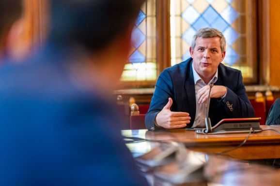 Miklós Zoltán: Kétszer segít az, aki gyorsan segít