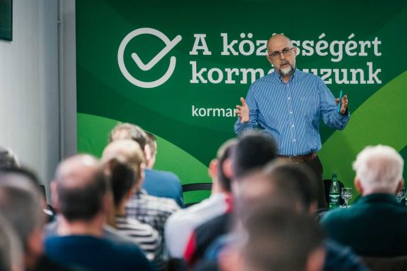 Kelemen Hunor Csíkkarcfalván: csak akkor van értelme a kormányzásnak, ha tudunk tenni valamit az emberekért