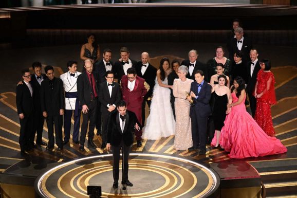 FRISSÍTVE – Oscar-díj: a Minden, mindenhol, mindenkor kapta a legjobb film díját