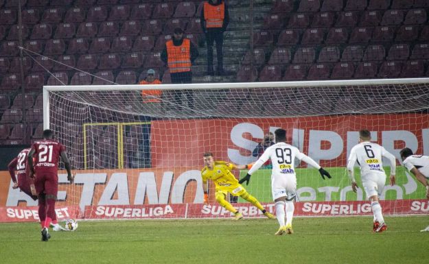 FRISSÍTVE - SuperLiga: kiütéssel nyert a CFR a kolozsvári rivális ellen