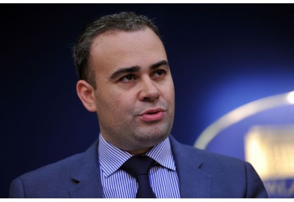 Elévülés miatt úszta meg a börtönt a korrupt politikus