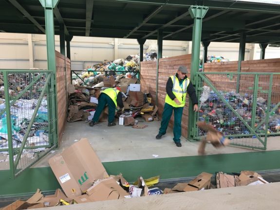 Ciucă: a kormány de minimis támagatást nyújt hulladék-újrahasznosító létesítmények építésére