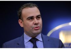 Elévülés miatt úszta meg a börtönt a korrupt politikus