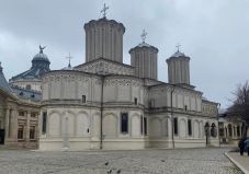 Az ortodox egyház szerint káros a gyerekekre, ha a szexuális sokszínűség elfogadására nevelik őket