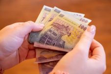 Februárban több mint 10 ezren kaptak különnyugdíjat