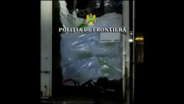 Huszonhárom bangladesit találtak egy kisteherutóban Tornyánál