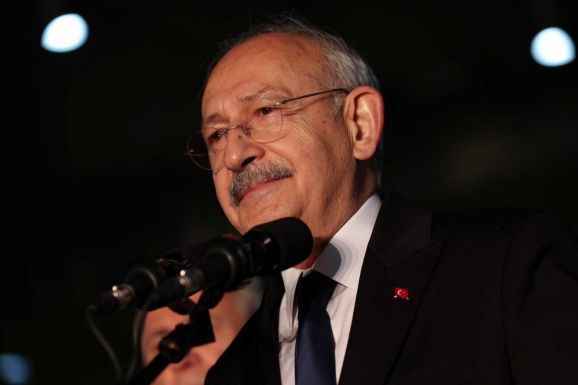 „Az év bürokratája” vethet véget Erdogan húszéves regnálásának