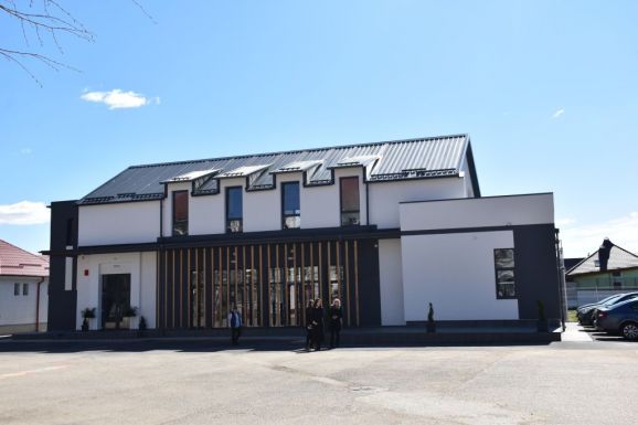 Átadták a Rákóczi Ferenc Általános Iskola új épületét Szatmárnémetiben