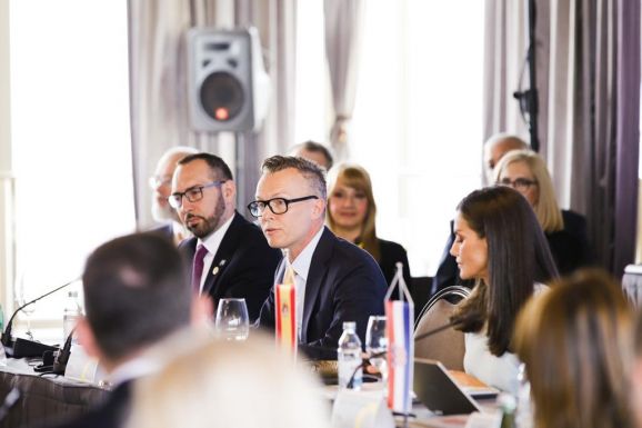 Az elhízás lerövidíti a gyerekek életét